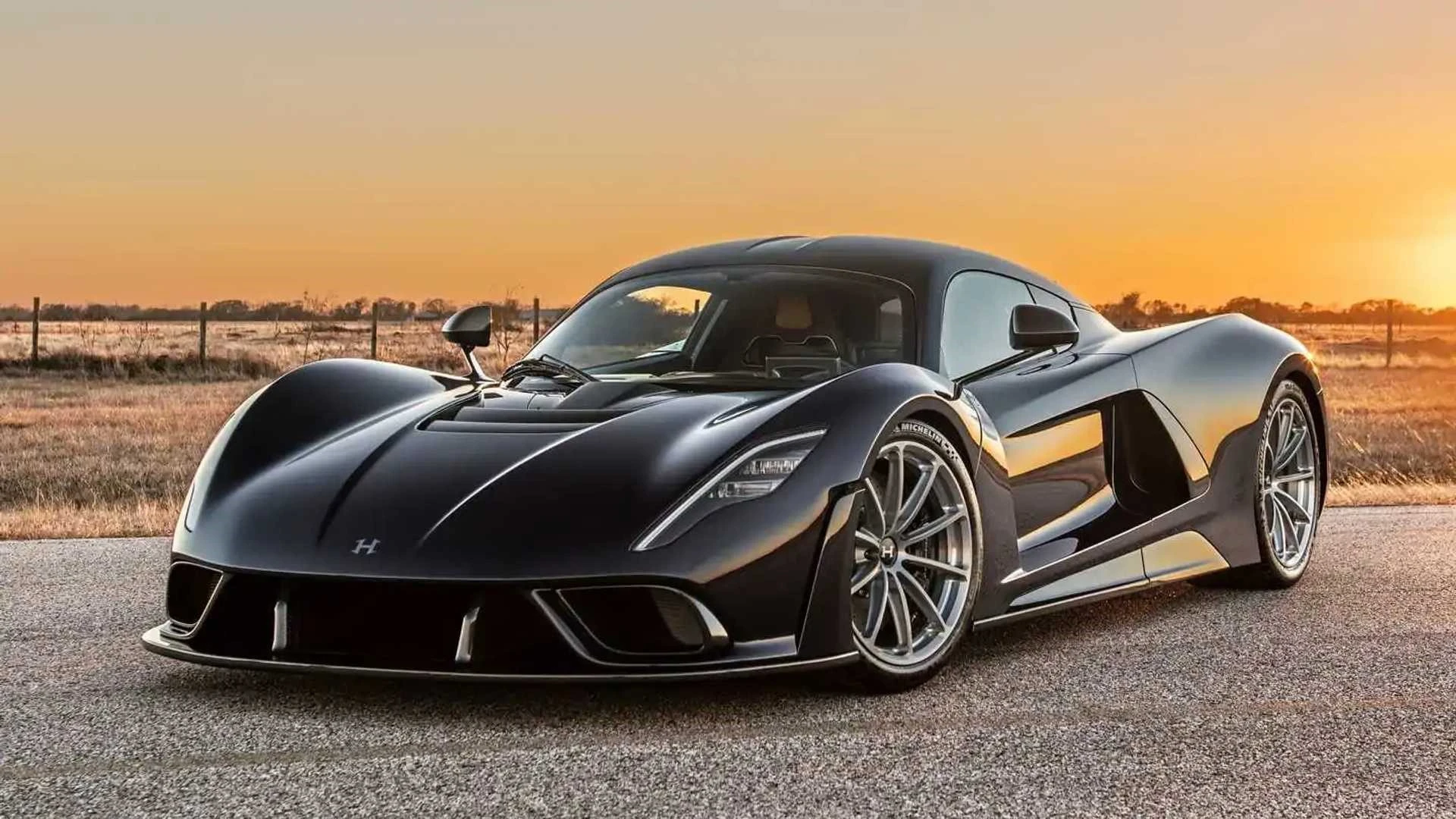 Hennessey Venom F5: Revolution in the hypercar Market